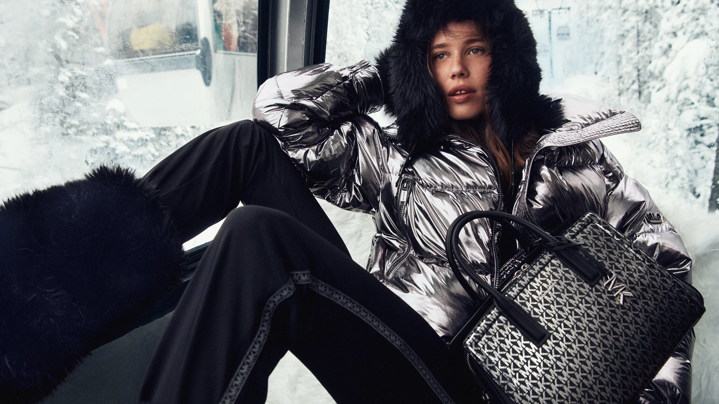MICHAEL KORS HO25