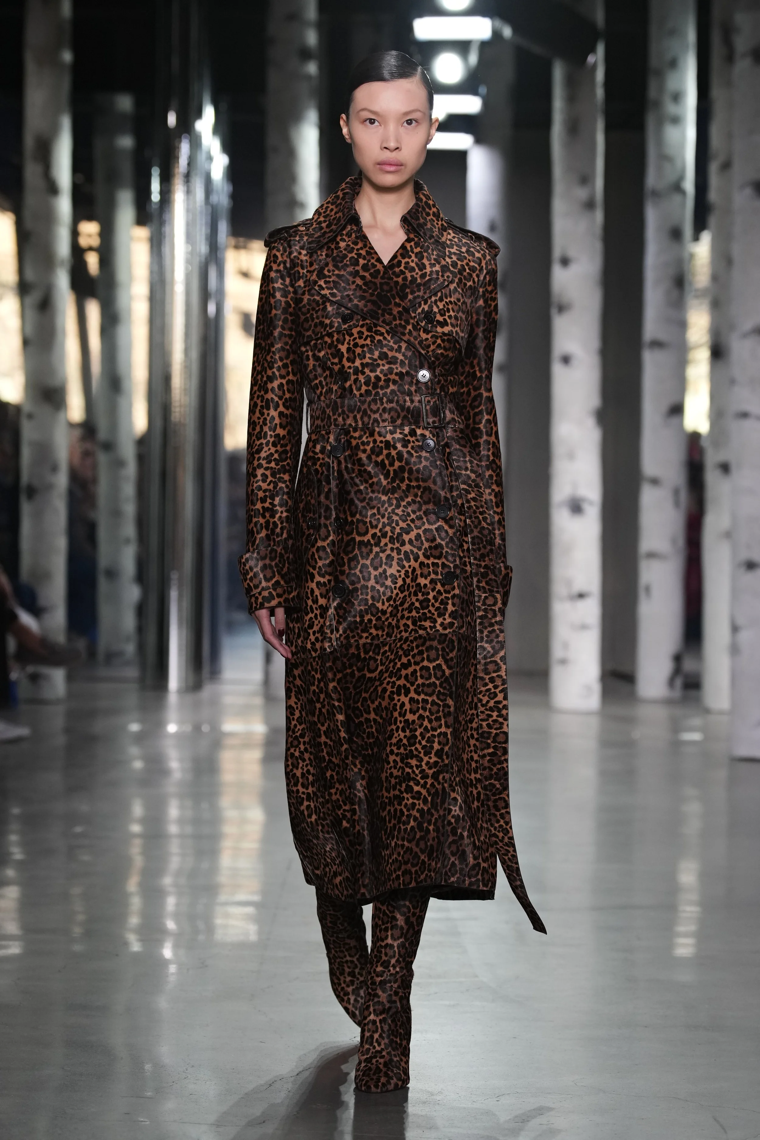 FW23_MKC_LOOK_2x3_27.jpg