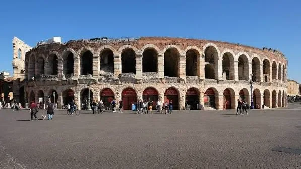 the verona arena exterior