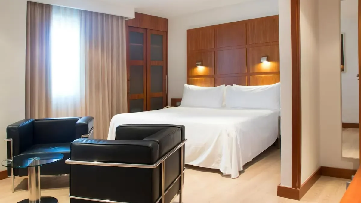 double bed room in port azafata valencia hotel spain