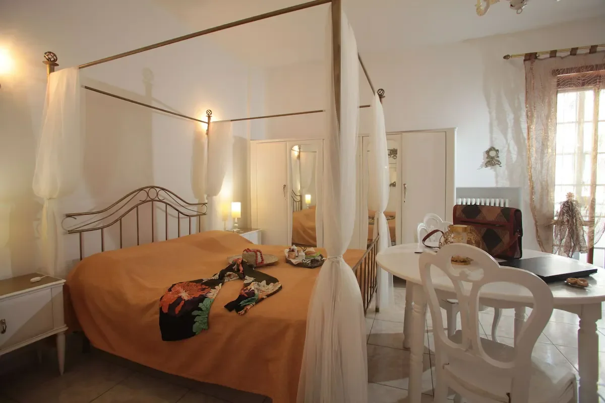 bed room in zone baroque bb