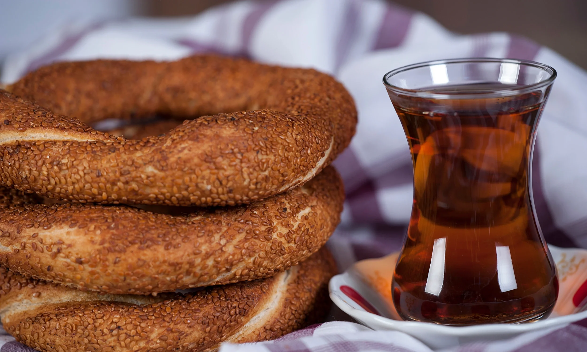 Istanbul Street Food Guide: What to Eat and Where to Find It