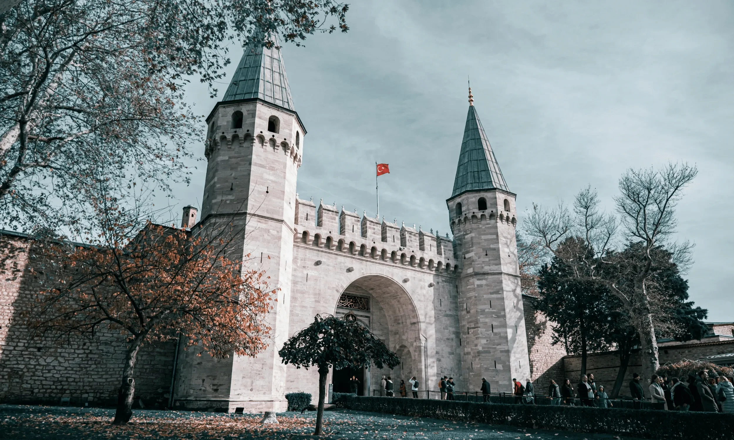 Istanbul in September: Weather, Crowds &amp; What to Pack
