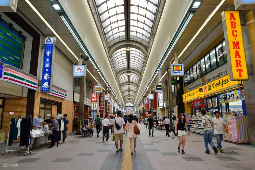 nijo market in sapporo crowded with people