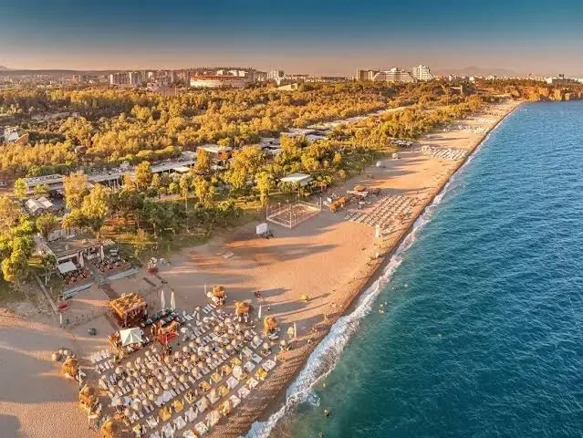 konyaaltı beach in antalya