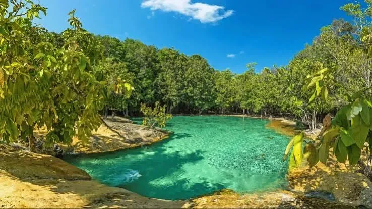 emerald pool