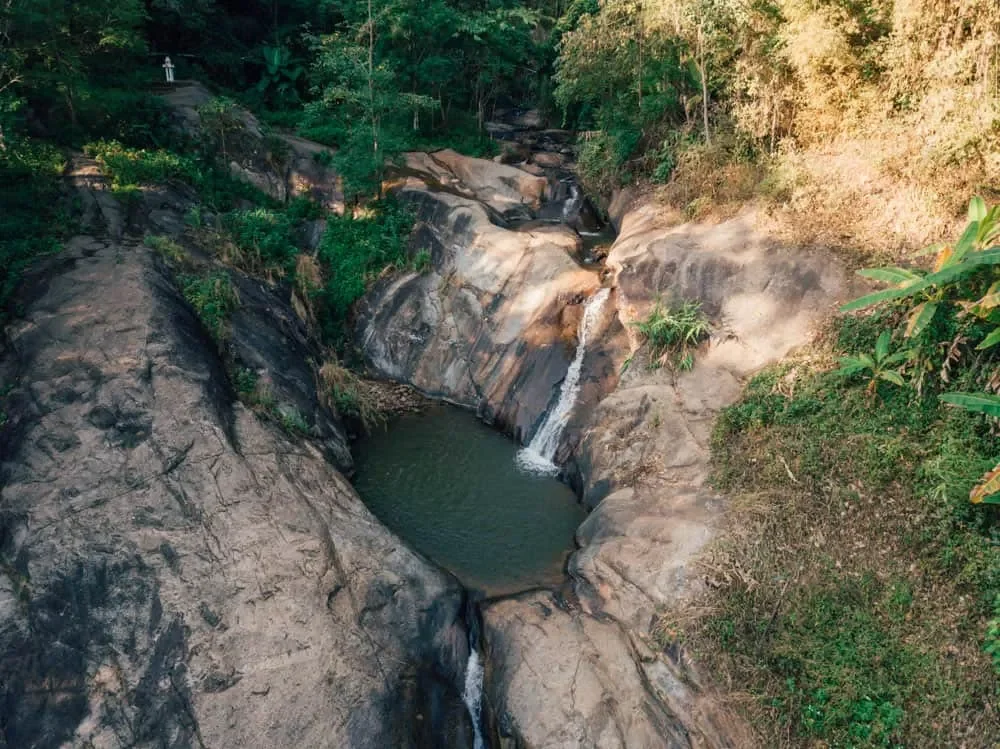 Mo Paeng Waterfall