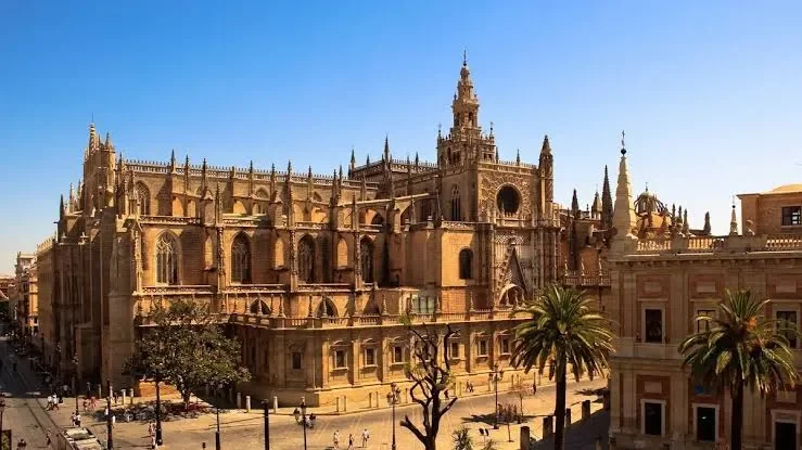 large building is the cathedral in seville