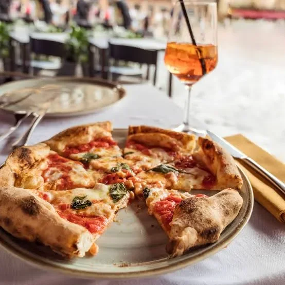 A proper Neapolitan pizza