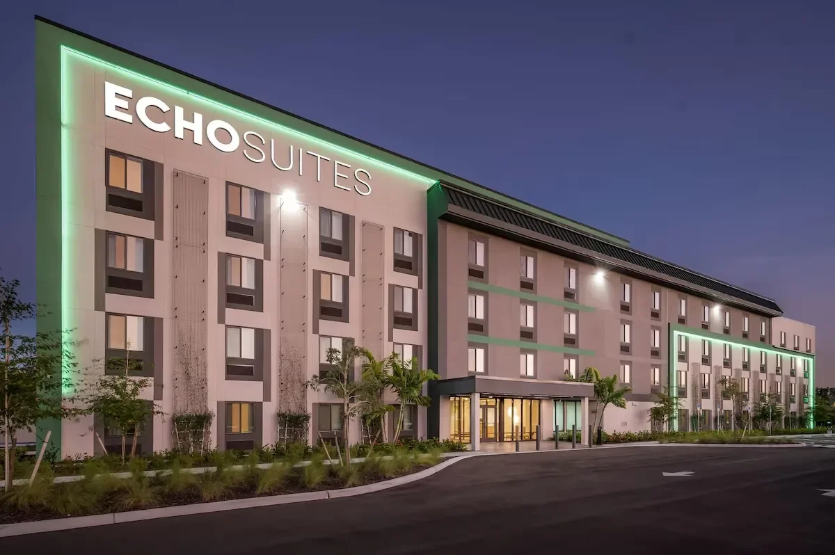 the exterior of Echo Suites Extended Stay By Wyndham Naples