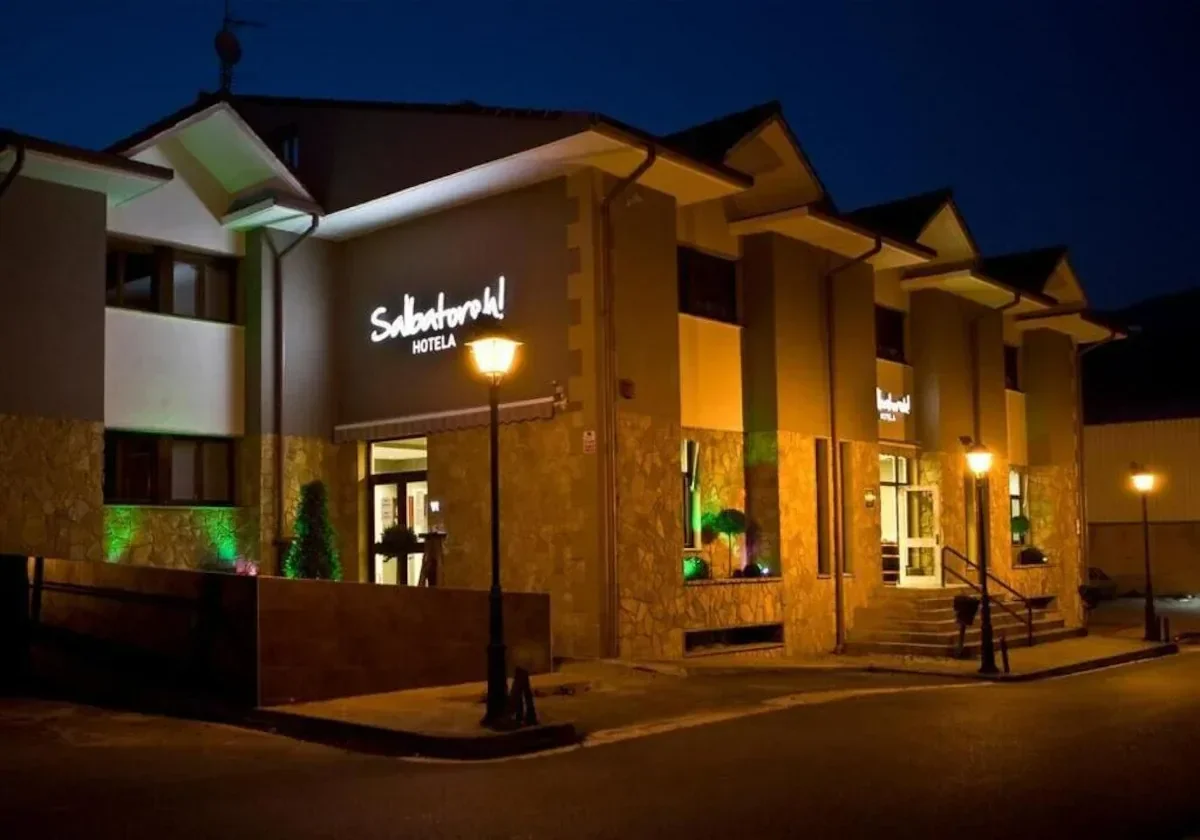 the exterior of hotel salbatoreh in san sebastian spain