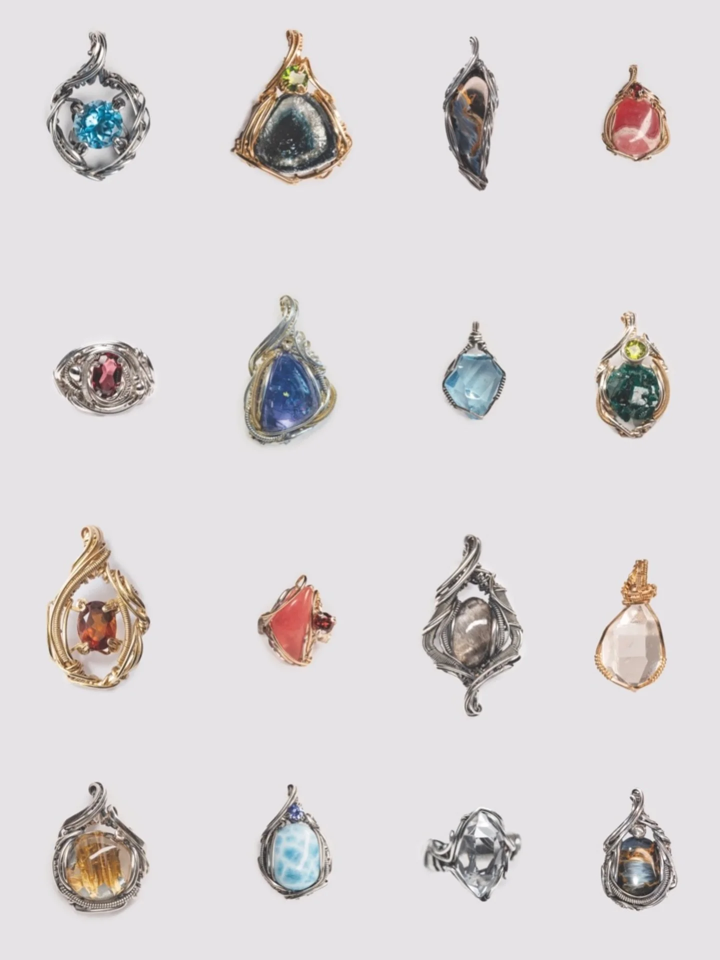 整理了不同款式方便大家訂製時參考。

///
想睇實物或試戴可親臨銷售點：
觀塘世貿大樓1309
營業時間：星期二、四、六 (2-7pm)

///
迴 繞 製 物
Wrap Around Studio

Wire Wrapped Jewellery