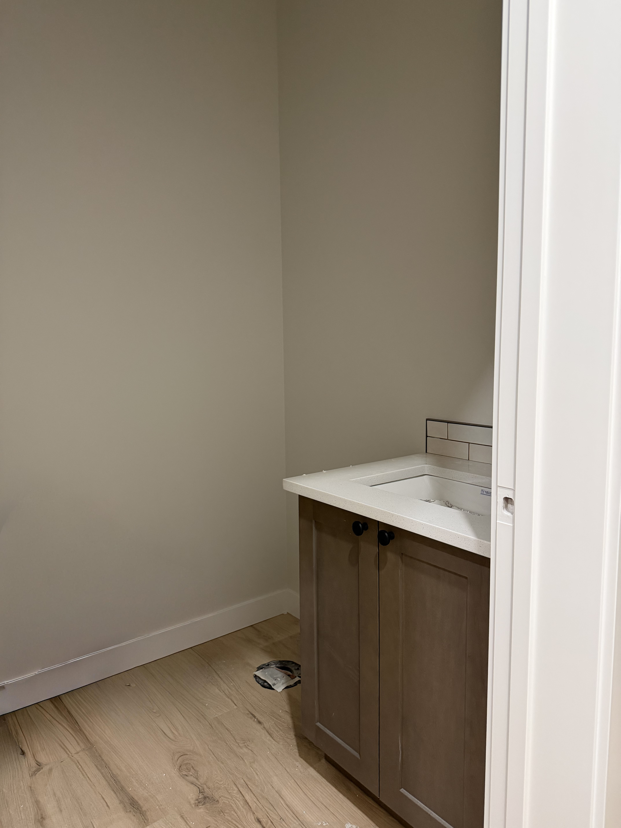 Half Bath - 115.png