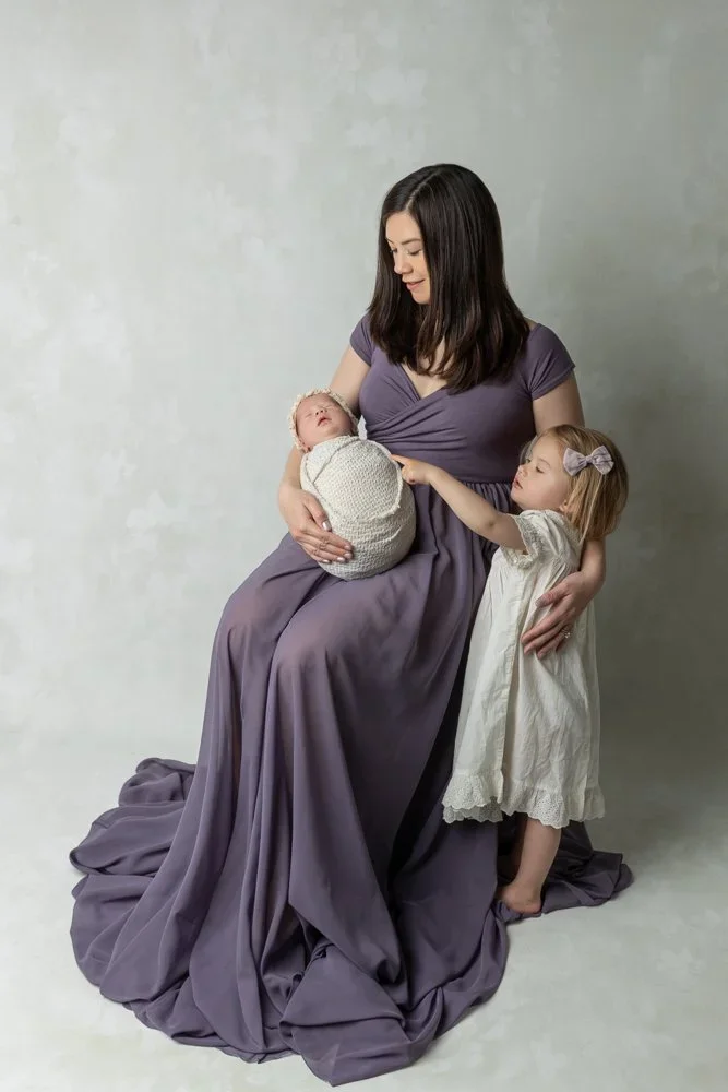 Delicate Mama 
 Color:  Dark Lavender  Size:  Plus  Coverage:  Partial Coverage 

This gown has off the shoulder sleeves and is flowy and loose. Nude panties and strapless work best for this dress.