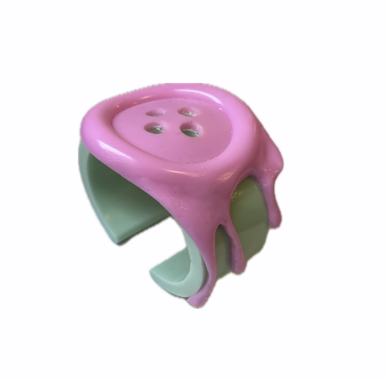 Melty button bracelet
