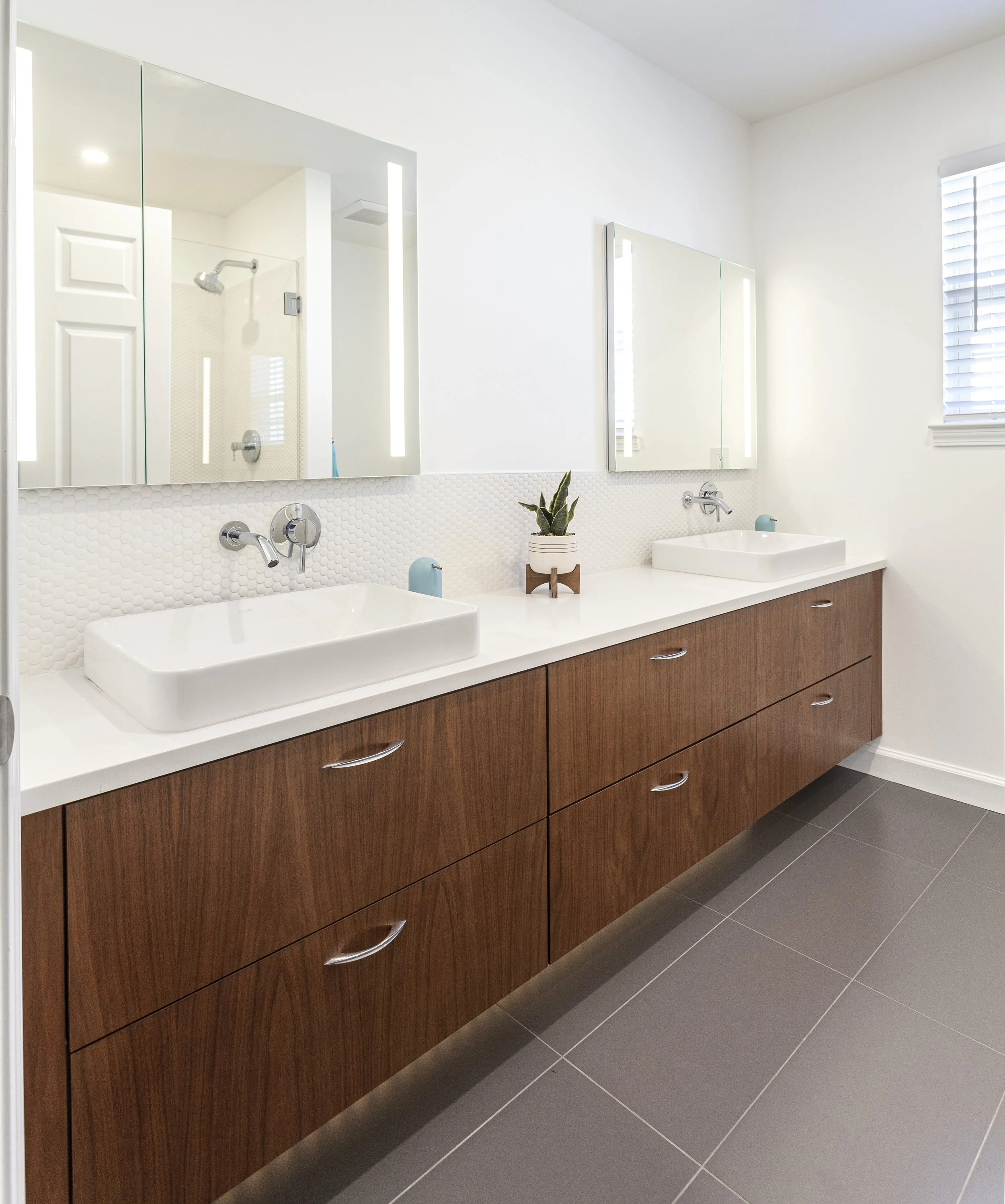 Exactly 10-28-20-7156.jpg