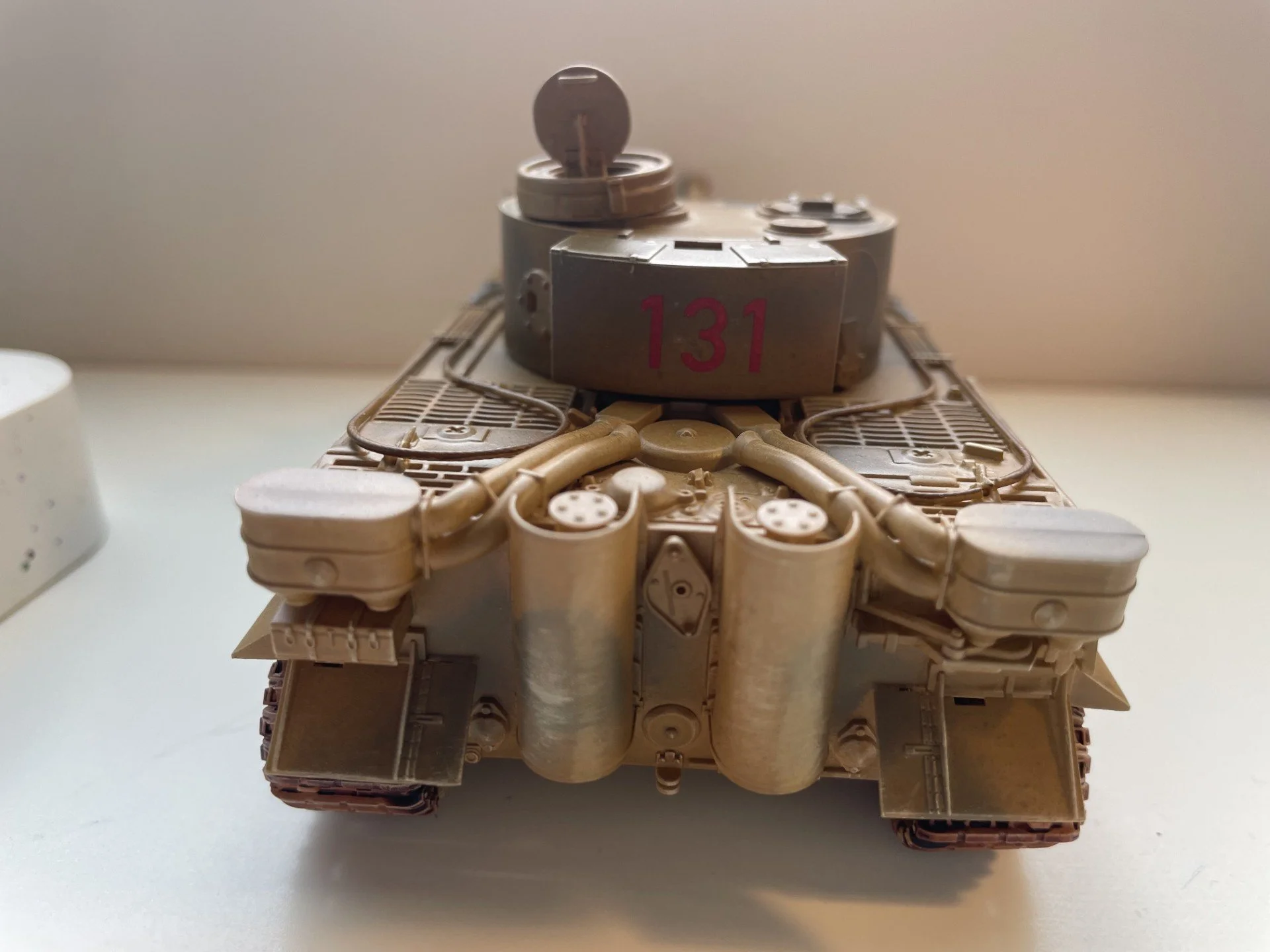 f1a94d2d-b5be-4ab8-8d16-2549fbccfc6e.jpg