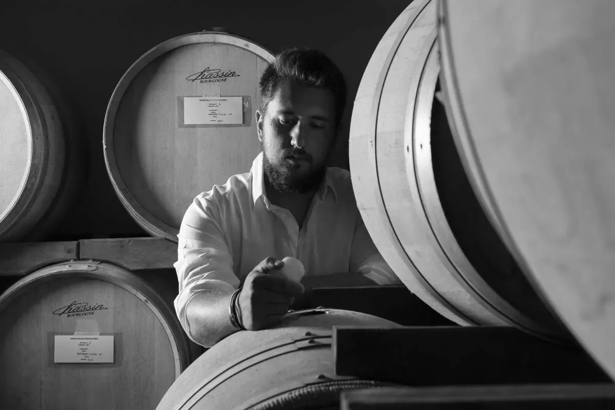 Gabriele Cordero winery in Piemonte, Italy, producing high-quality Nebbiolo, Barbera, and other regional varietals with elegance, balance, and expressive terroir character.