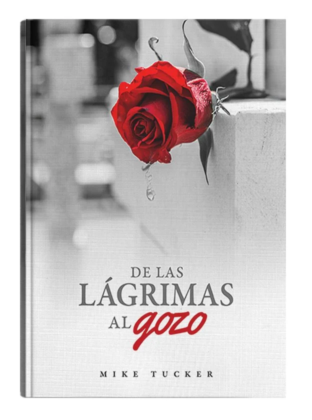 Libro traducido del inglés al español. 128 páginas. Temática: Superación del duelo. // English to Spanish translation. 128 pages. Topic: Grief management. 