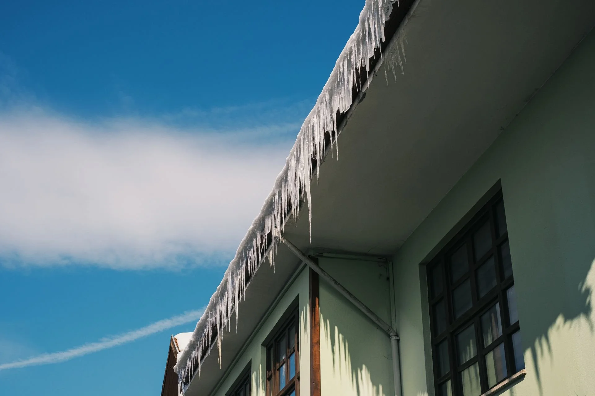 Roofing Drip Edges: Everything Kitchener Homeowners Need to Know