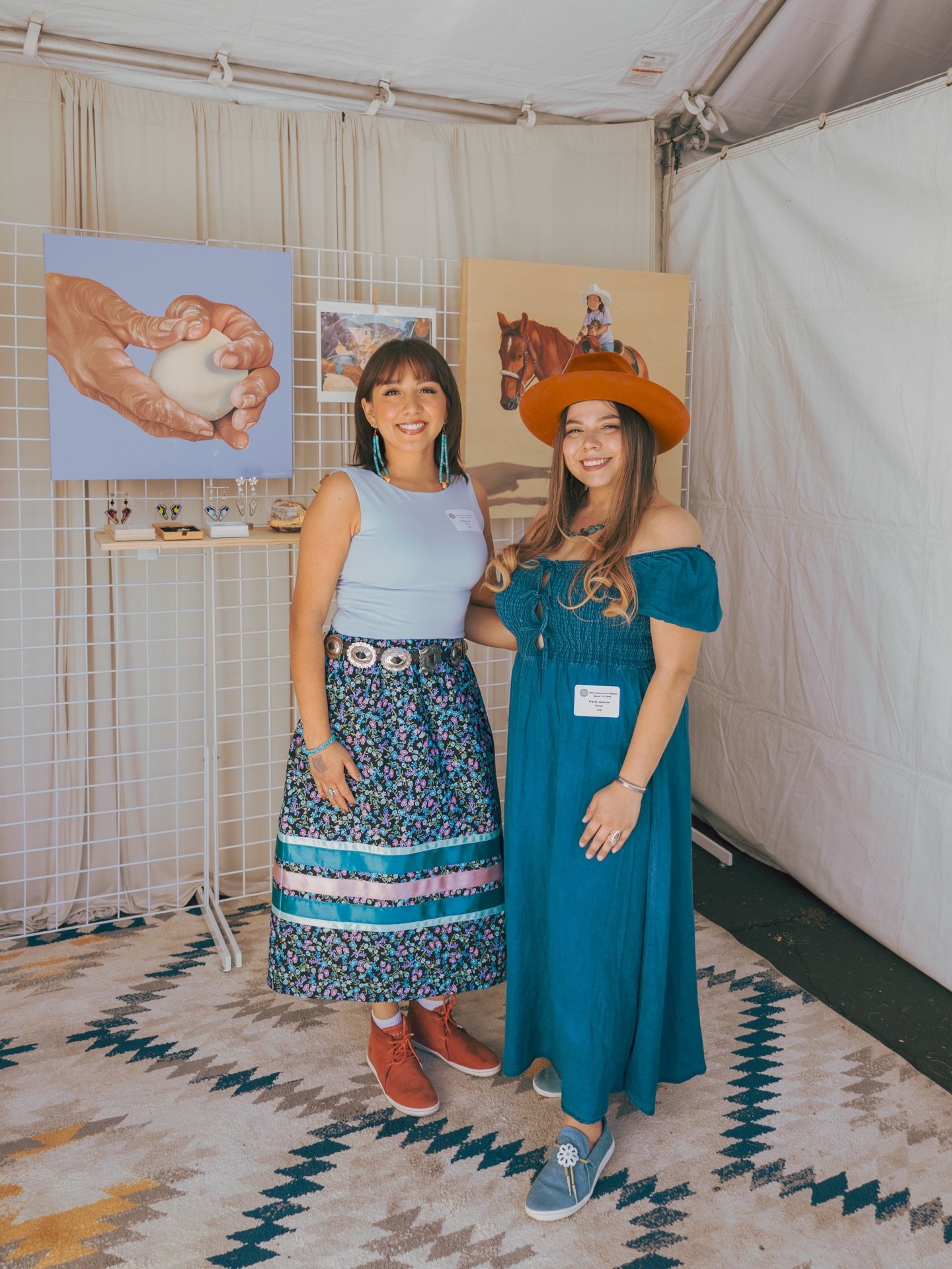 My first Heard Market🥹✨ and our first market experience together @rezilient.soles ! I am so grateful for Tracie&rsquo;s support and guidance this past year in art and life. 

And it made my weekend to see all the support from family, friends, and co