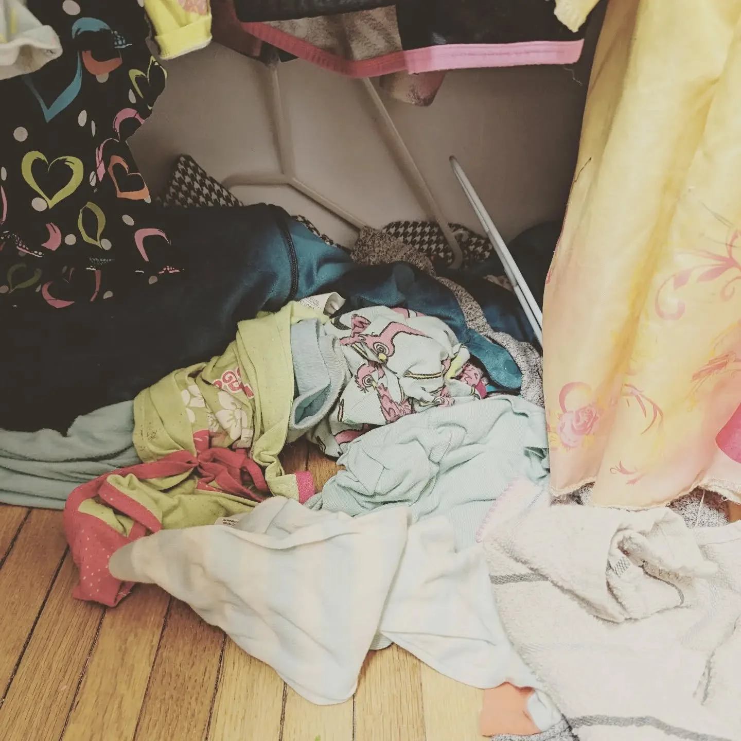 My husband thinks I'm brave because I still use the smell test... I'll take it as a compliment 😉🤷🏻&zwj;♀️
#thatsnotdirty #mommawins #sincerelykatieann