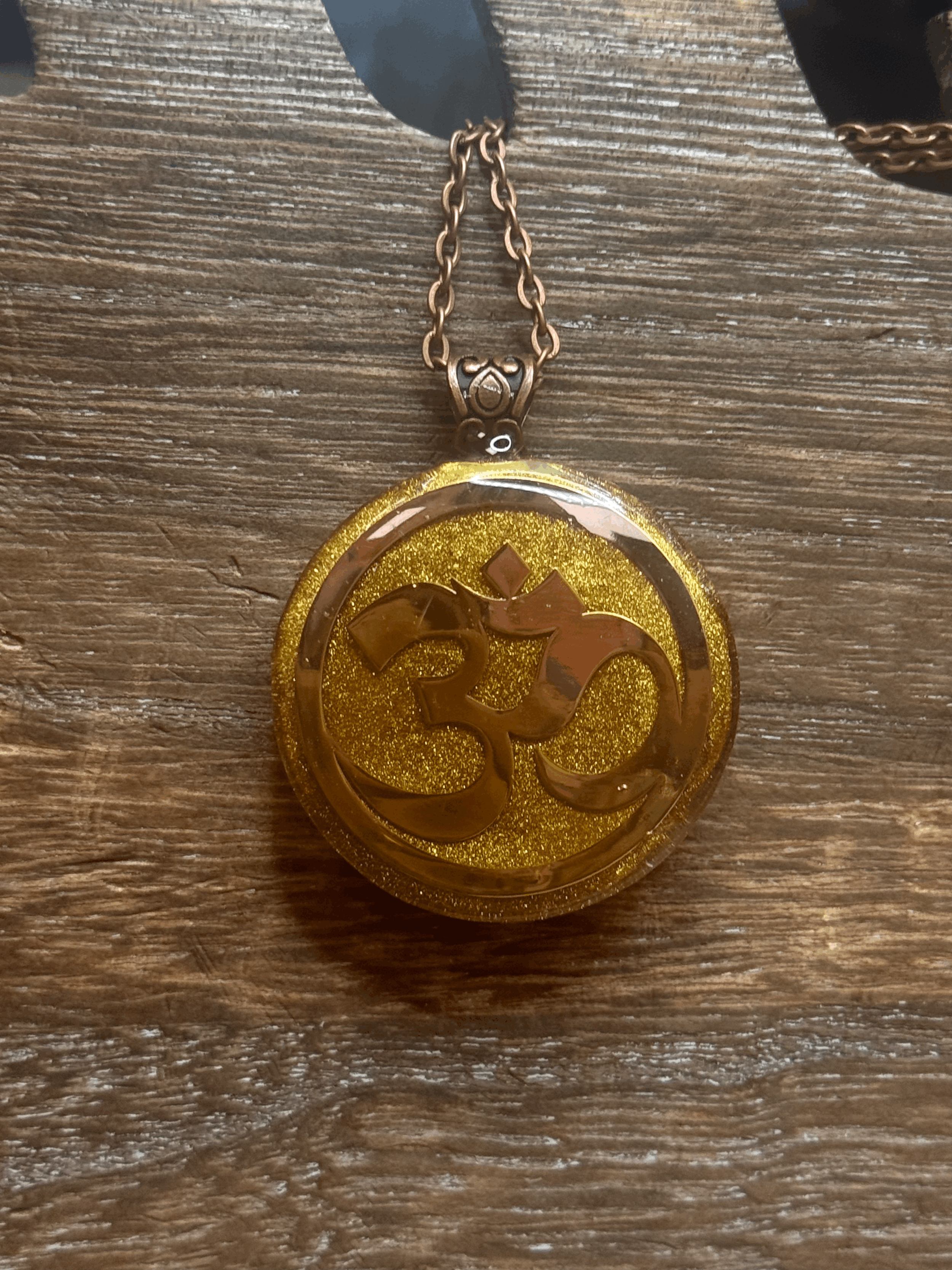 OHHMMM Orgonite Pendant