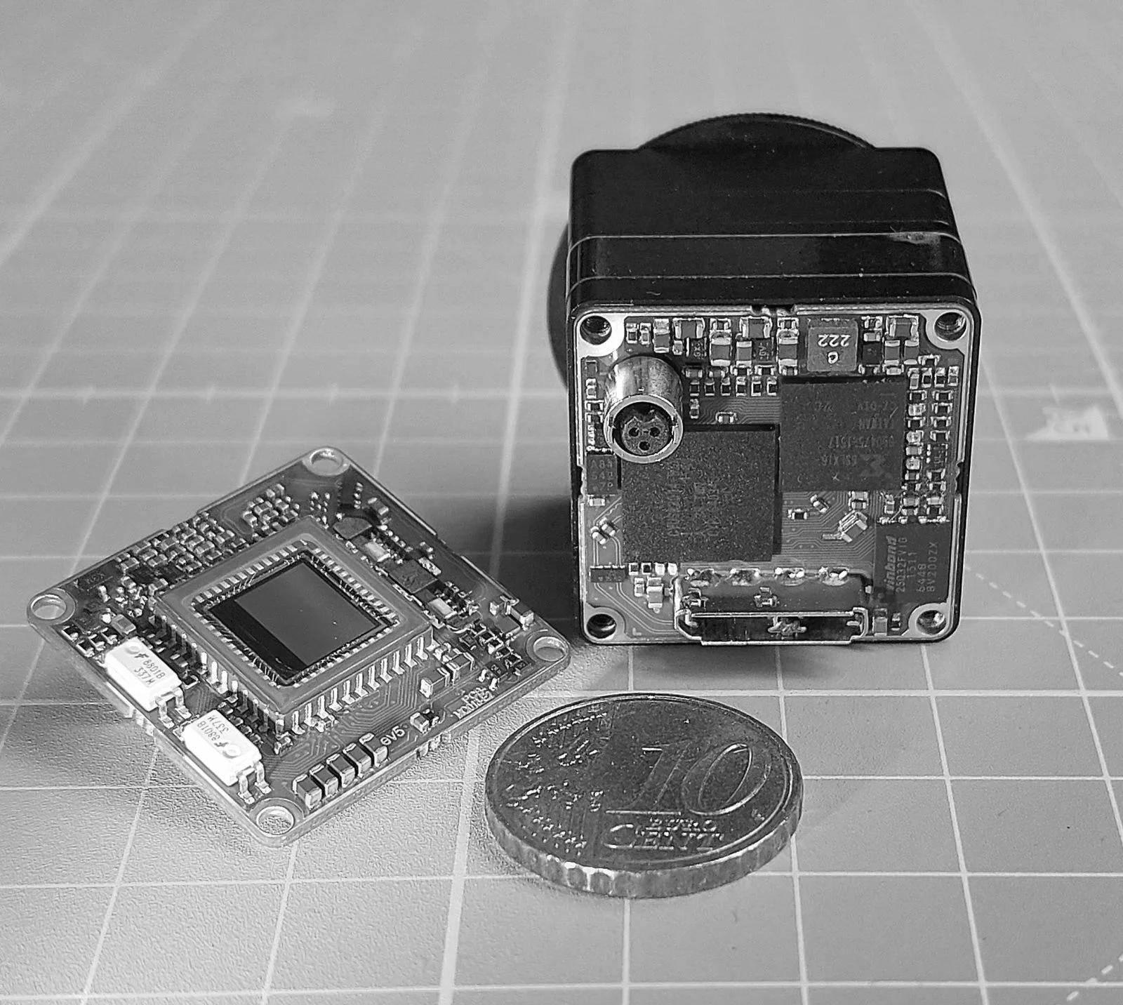 Ultra-miniature boards design for camera