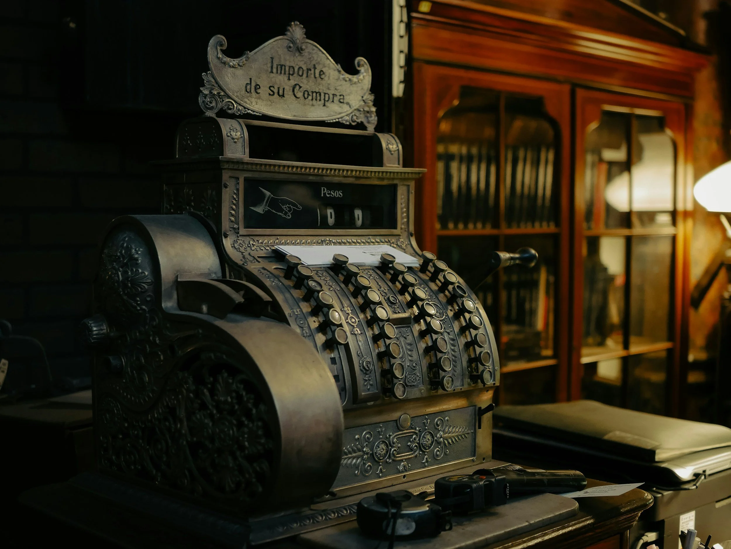 The Wealth of the Winding Road: A Manifesto on Analog Finance