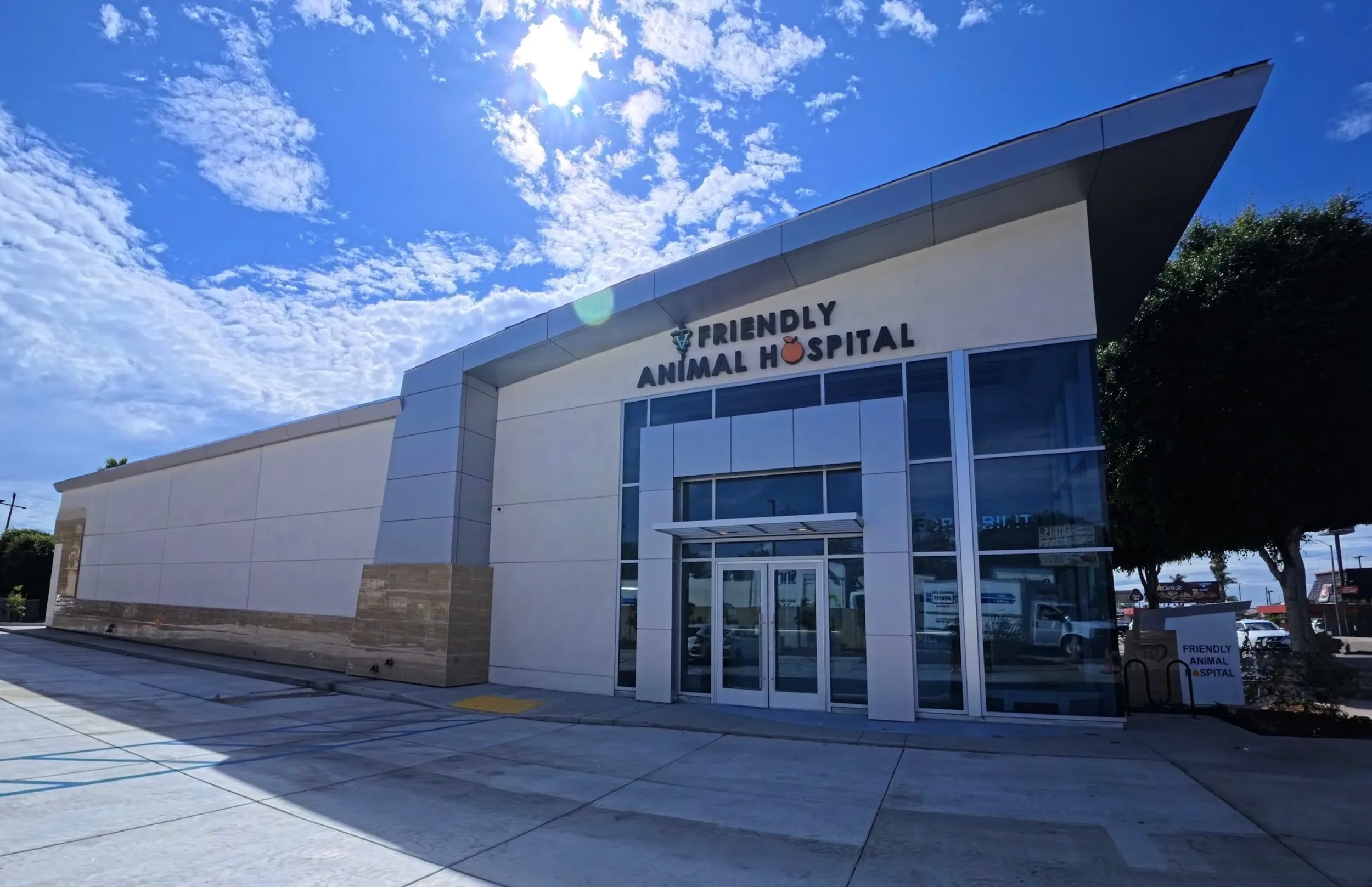 Destruction at Orange Animal Hospital Parking Lot Sparks Payment Dispute Investigation