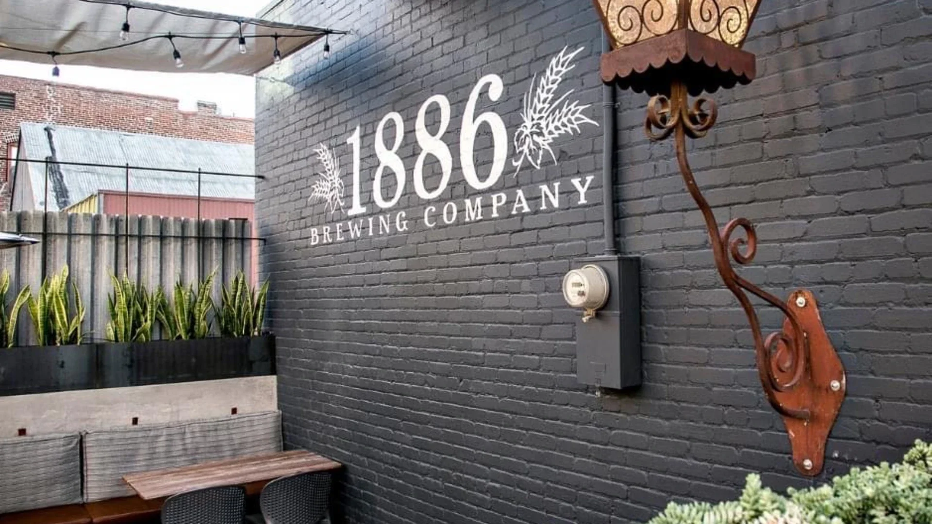 A Weekly Favorite at the Circle: Taco Tuesday at 1886 Brewing Co.