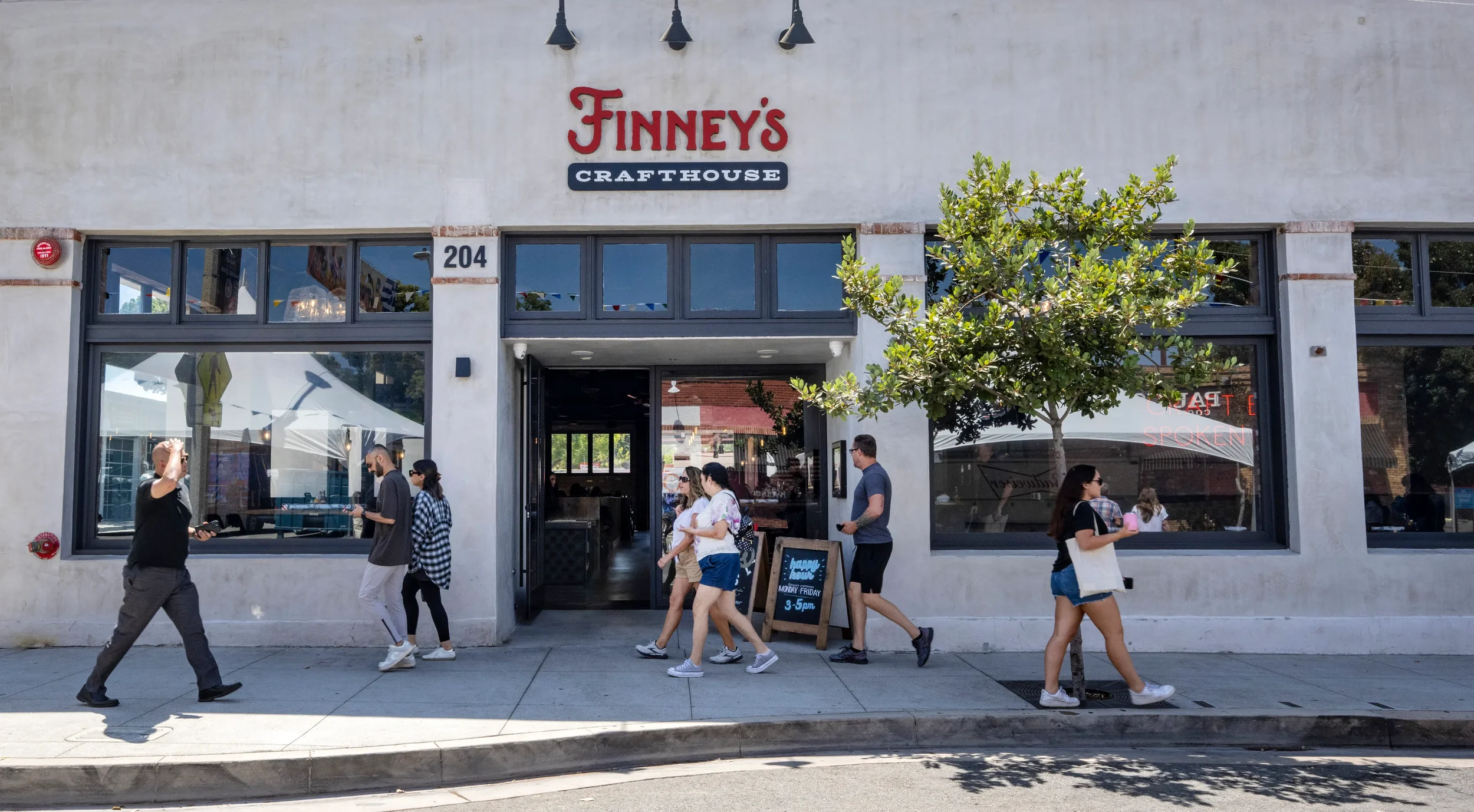 Finney’s Crafthouse in Old Towne Orange Is Going All-Day Happy Hour for Super Bowl Sunday