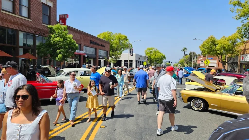 Orange Plaza Rotary Car Show Celebrates 30 Years in Old Towne