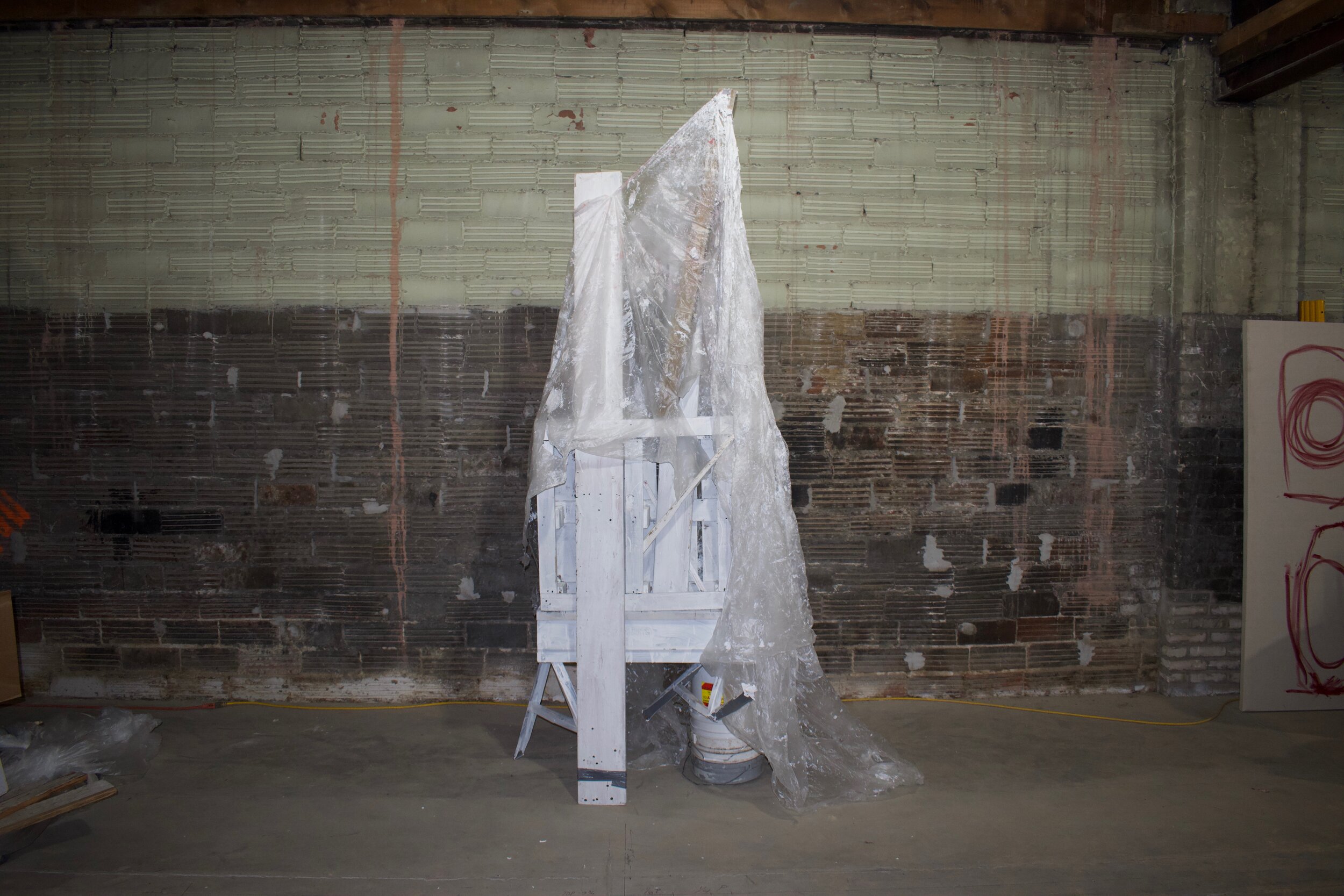 my chapel sways in the electric fan