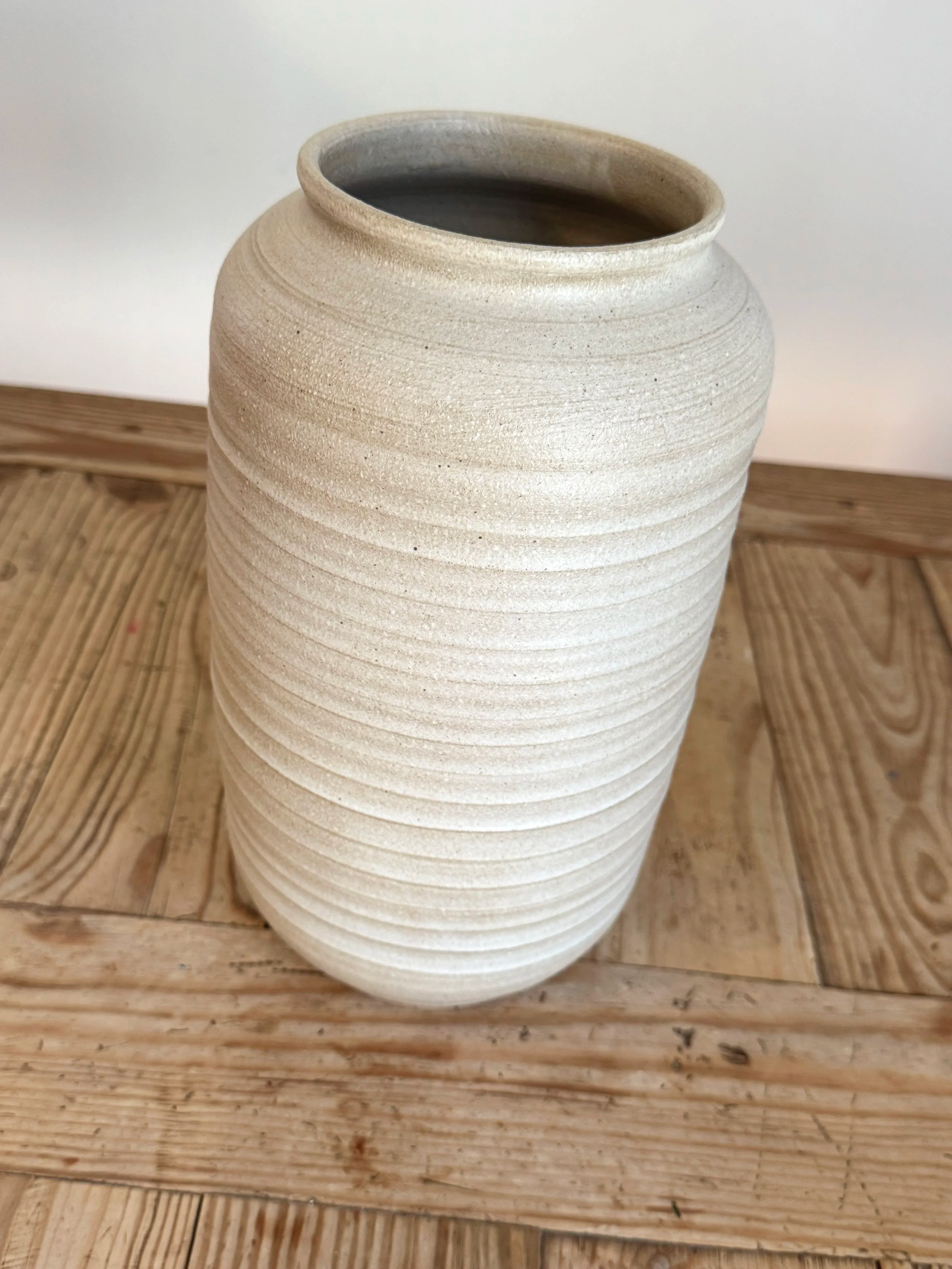 Pilar+Vase-2.png