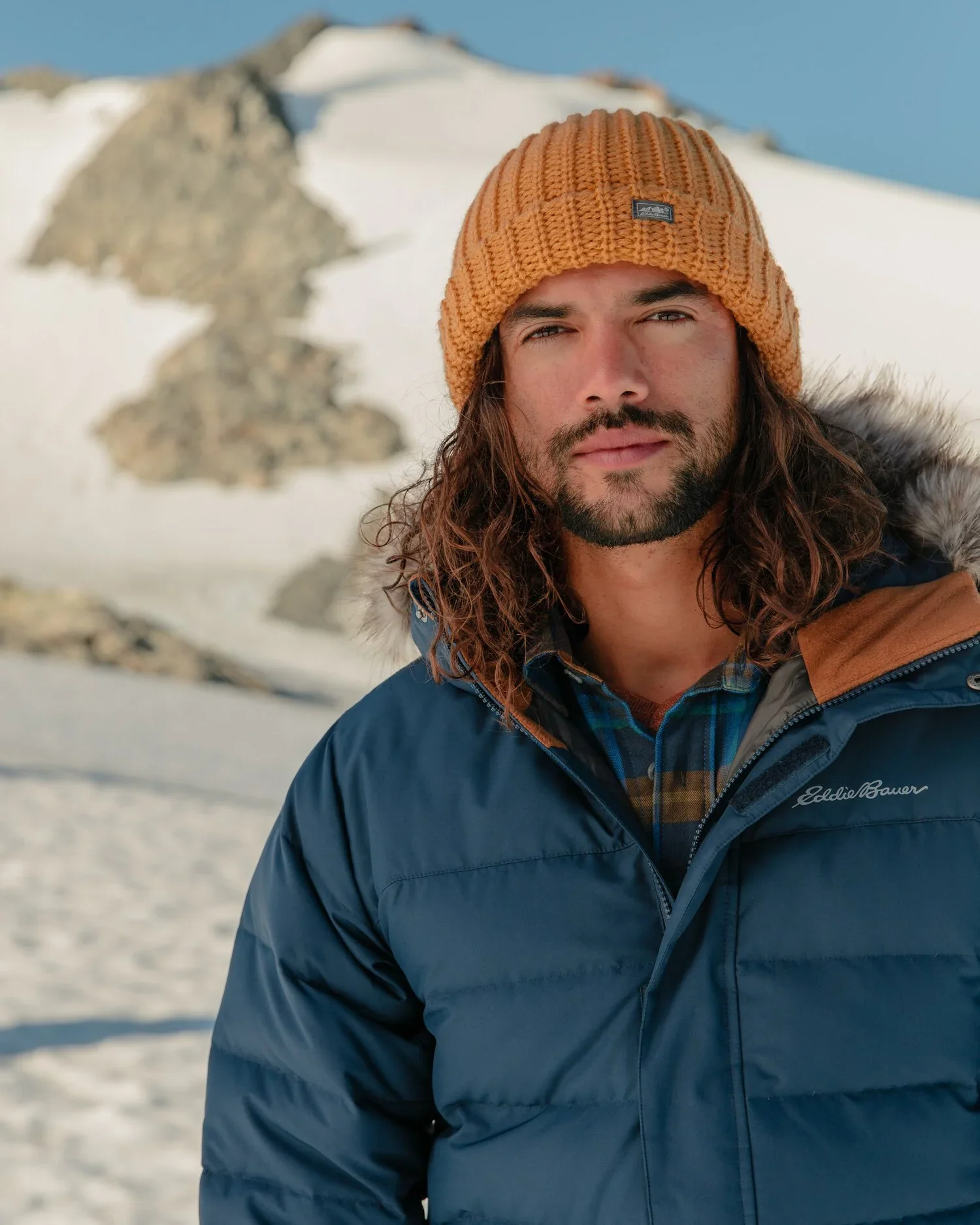 MikeSeehagel_EddieBauer_Holiday2020_169014_MS_9875.webp