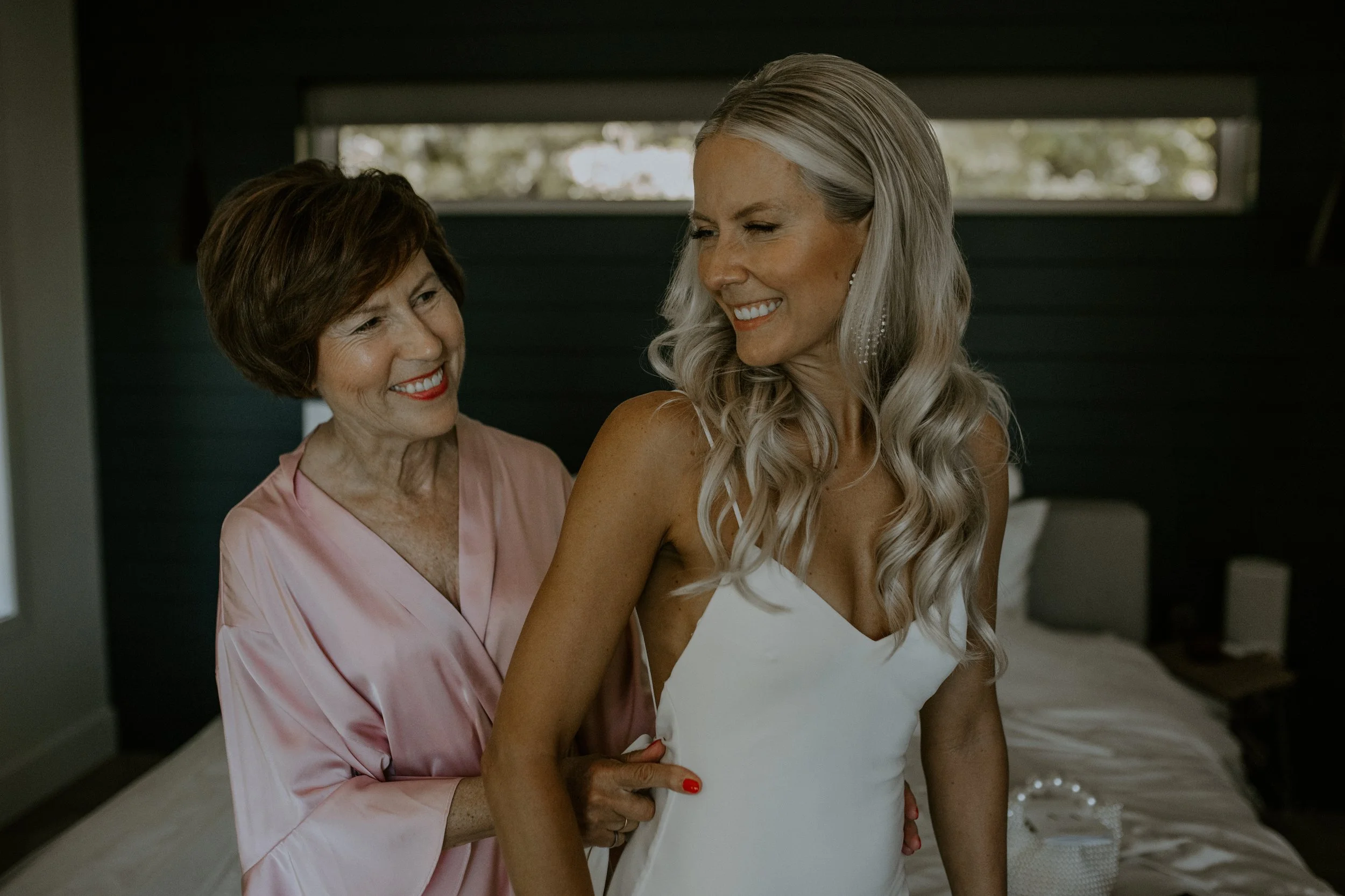 Squamish-Hair-Makeup-Artist-Bride.jpg