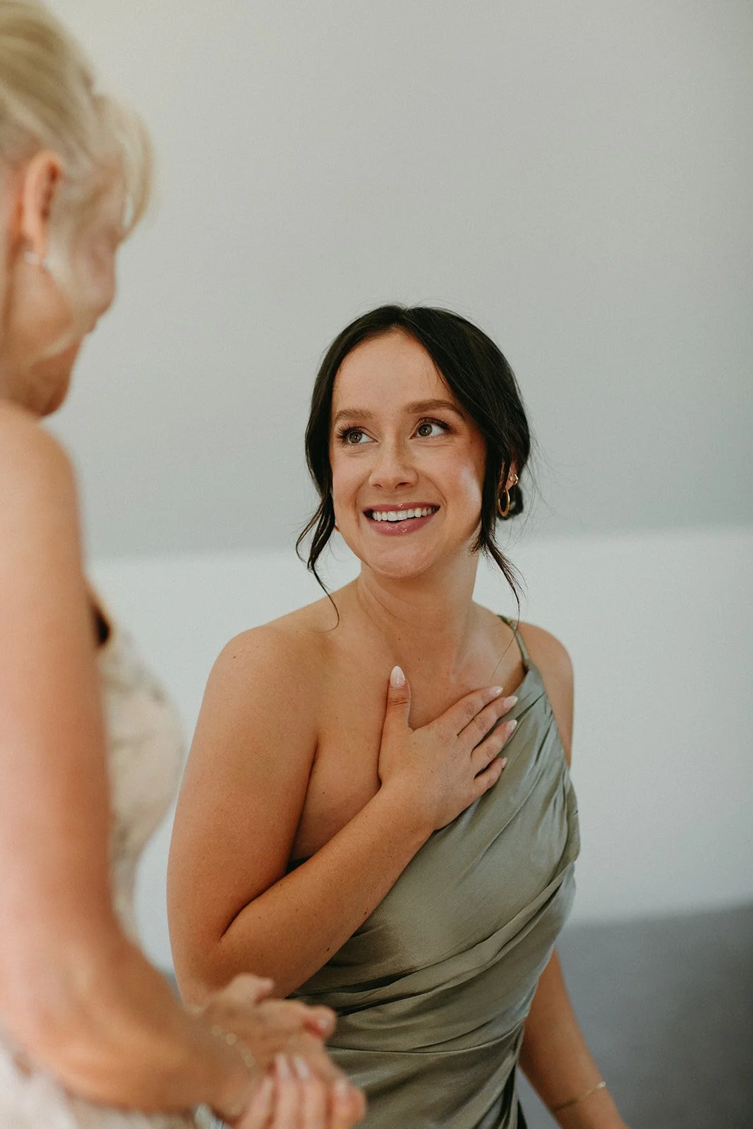 Vancouver-wedding-bridal-hairstylist.jpg