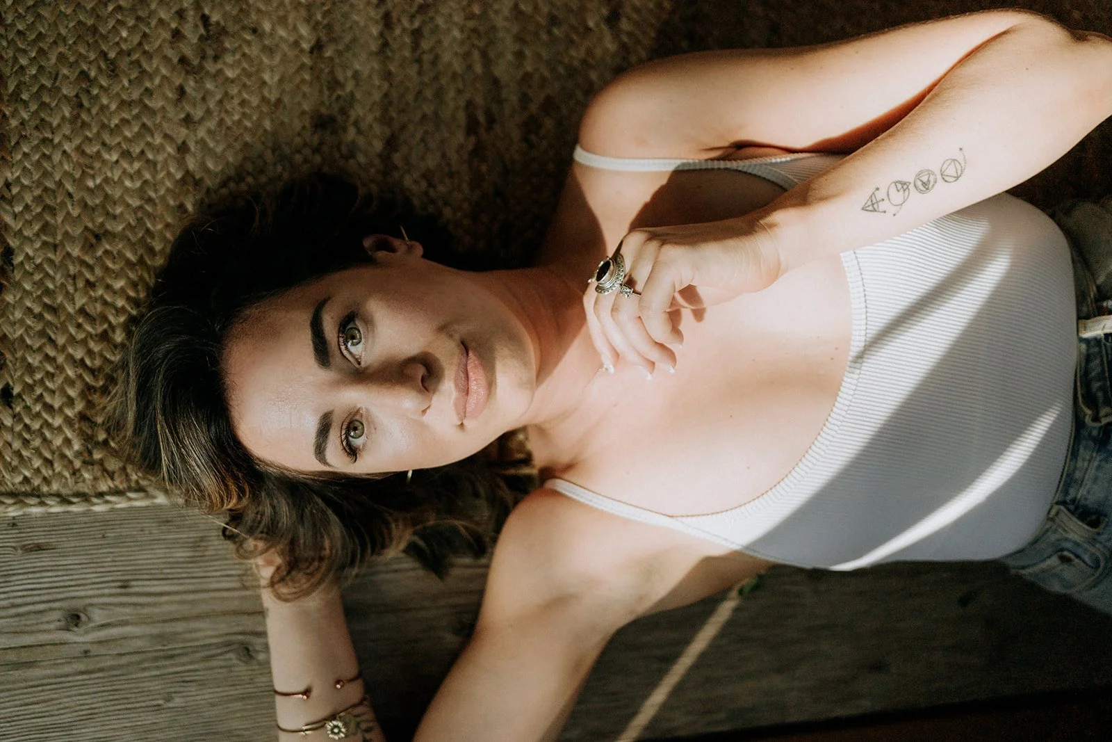 Amanda _ Cabin Session- TaraLillyPhotography134_websize.jpg