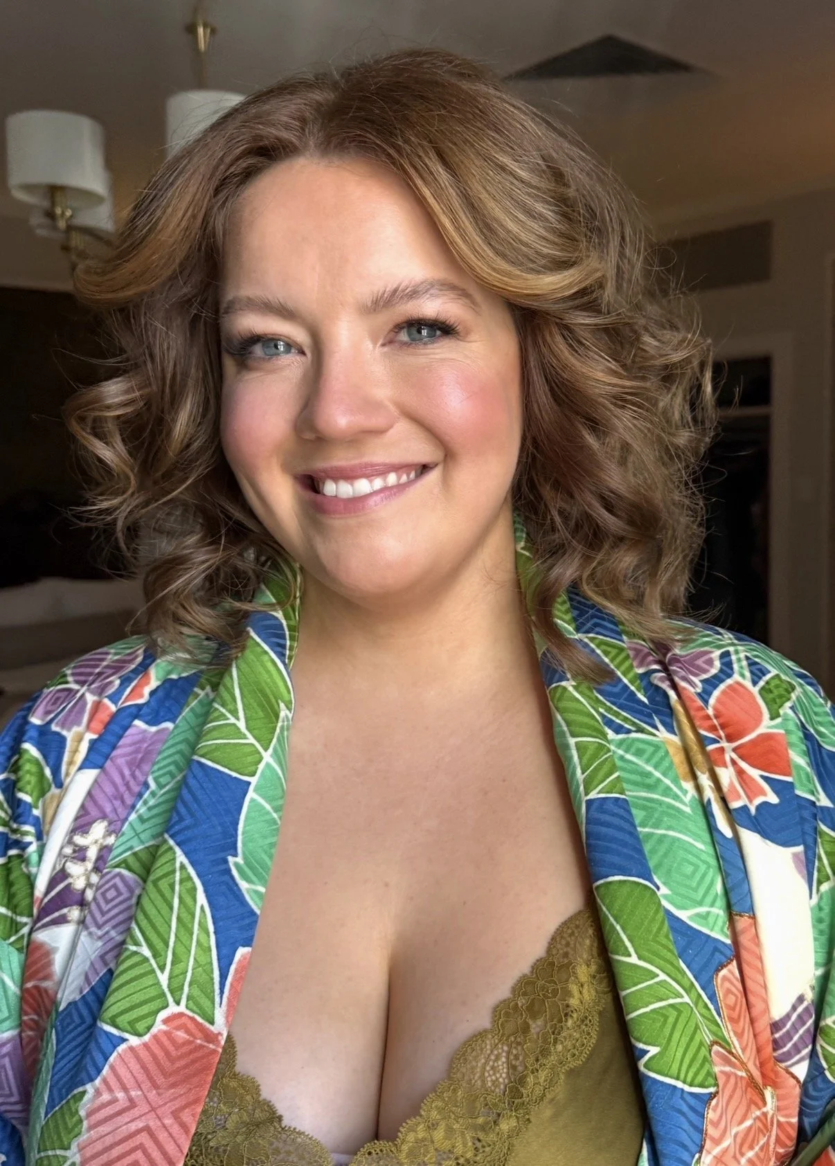 Vancouver-wedding-makeup-artist-mua.jpg
