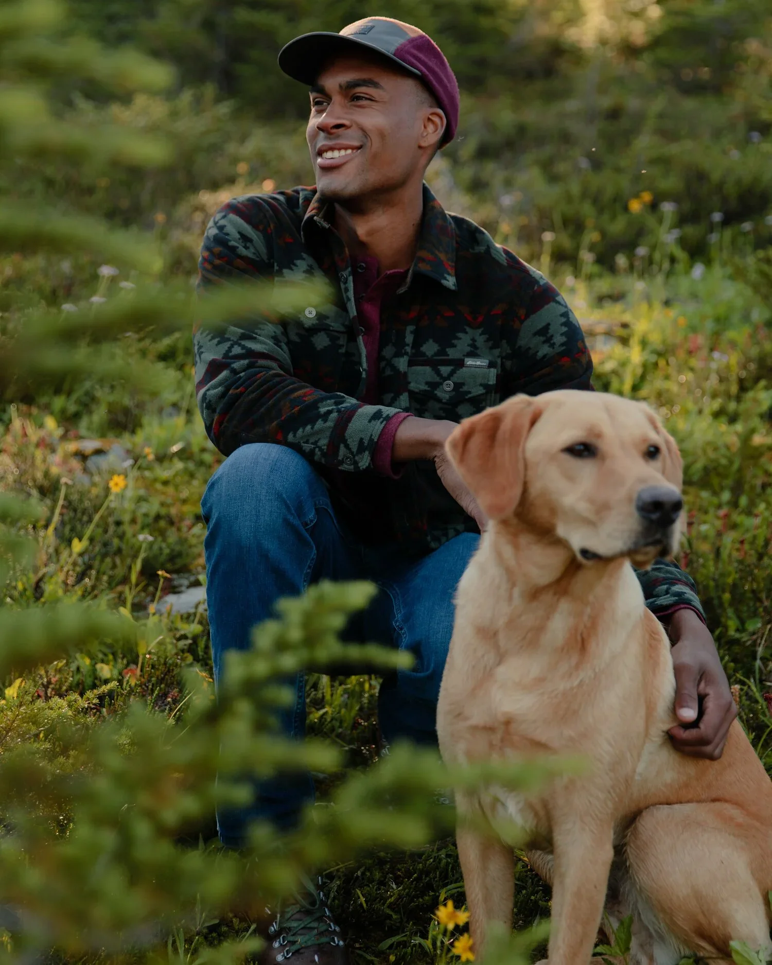 MikeSeehagel_EddieBauer_Holiday2020_169010_MS_3521 (1).webp