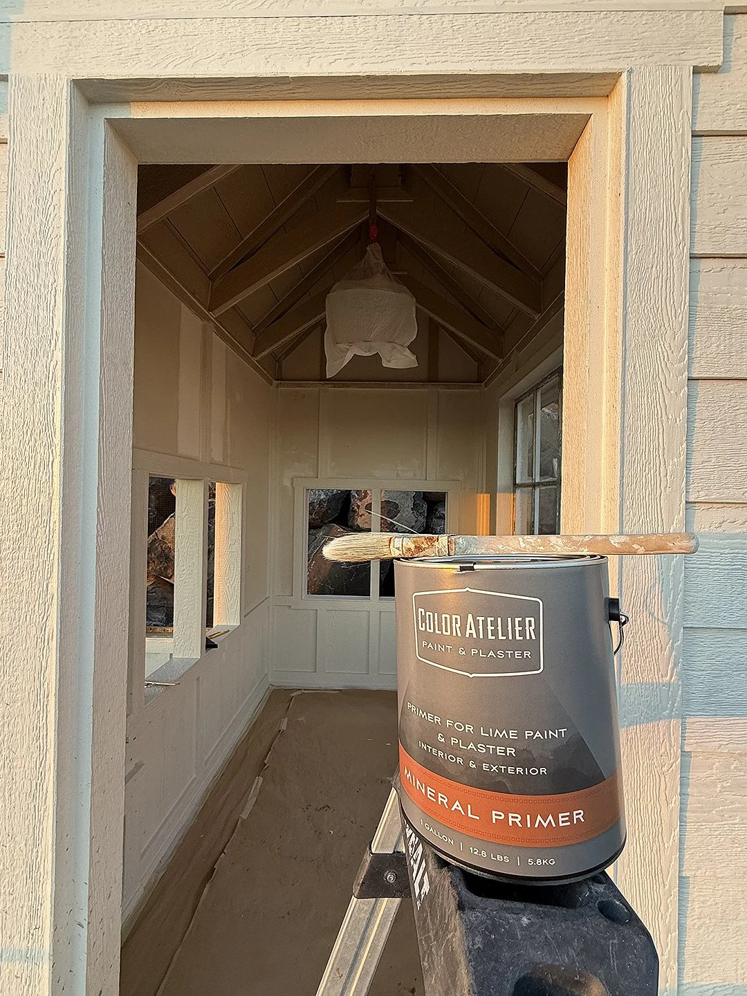 limewashed-by-ob_chateau-de-luvi-hennessy-run_crafted-by-mineral-primer-application-ready.jpg