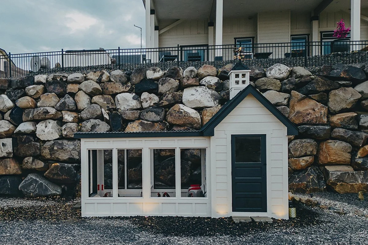 Château de LuVi – Dream Farmhouse Chicken Coop • Prosser, WA