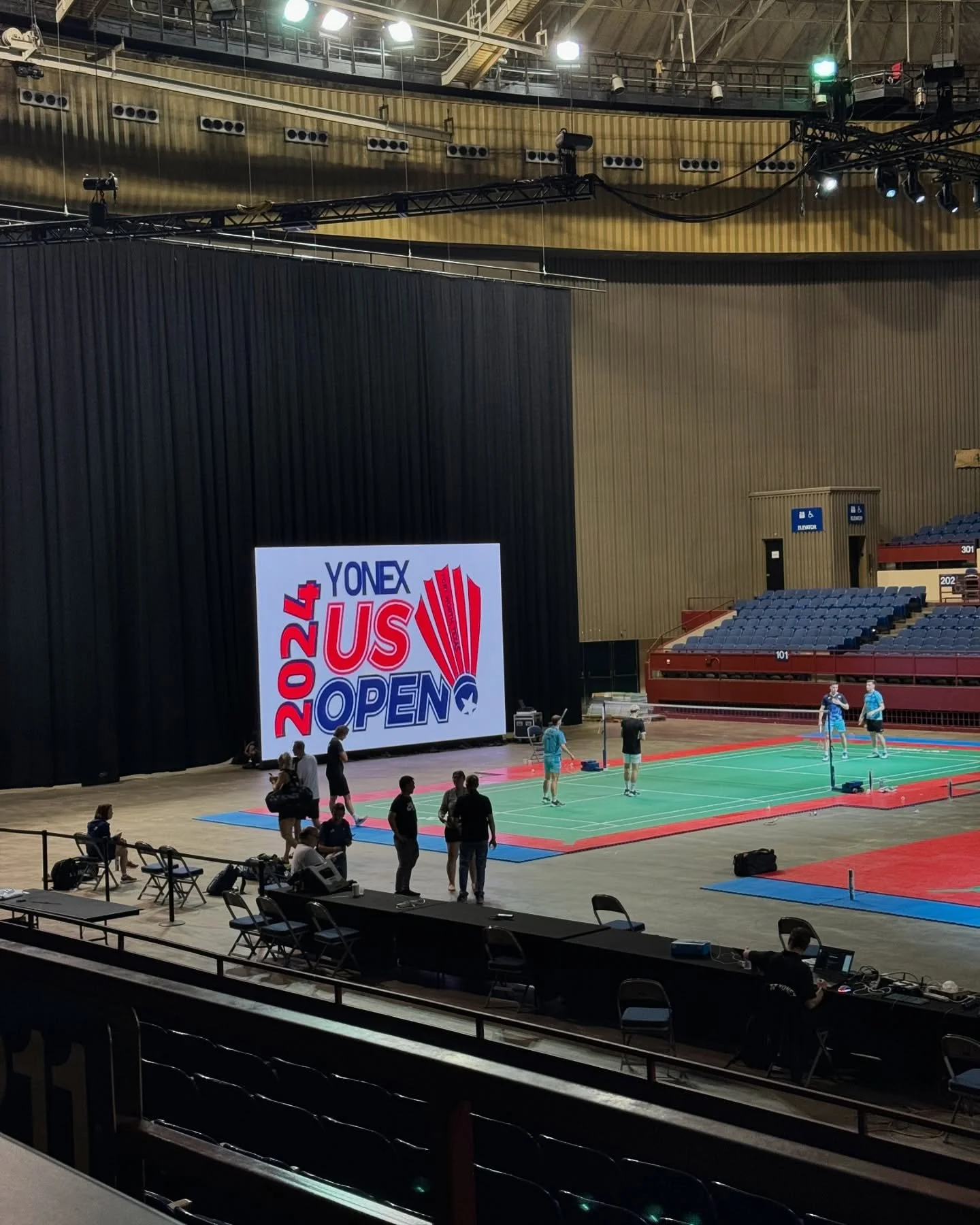Led wall setup @fortworthconventioncenter for professional badmitton tournament.
&bull;
&bull;
&bull;
#ledwall #ledwallsetup #ledwallrentaldallas