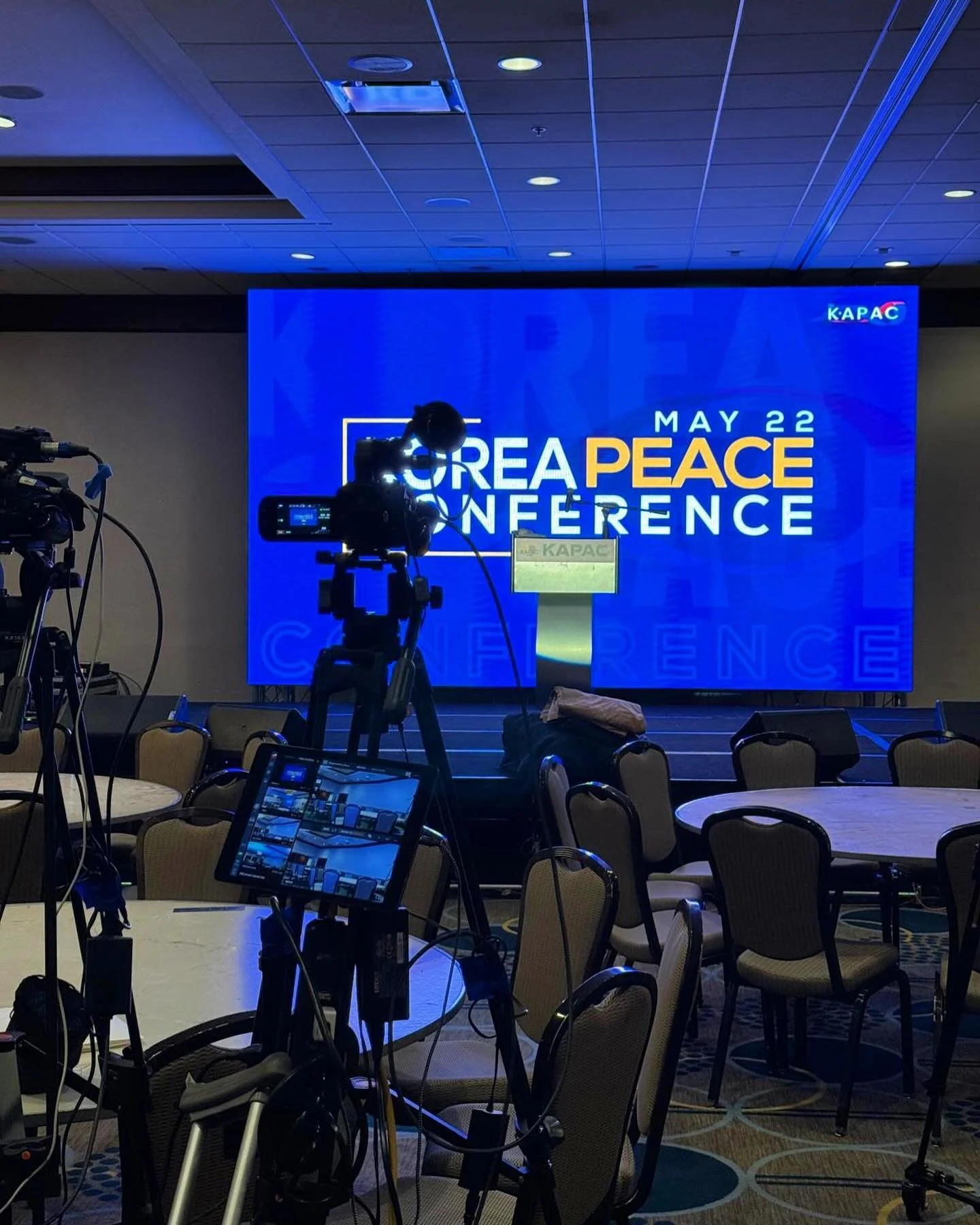 Looking to elevate your next event? Our LED wall rentals are the perfect solution to add that WOW factor!✨

Why choose us? We don't just provide the equipment; our expert team will handle the set up to ensure everything runs smoothly, so you can focu