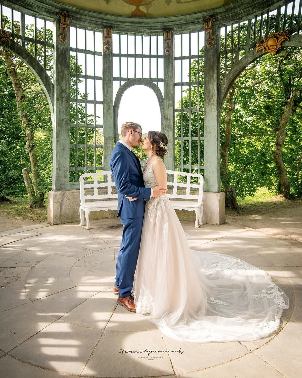 B A R B A R A &amp; C H R I S T I A N 💍

Letzte Woche durfte ich die traumhafte Hochzeit von Barbara &amp; Christian fotografisch begleiten ✨. Es war ein wundervoller Tag &amp; wir hatten perfektes Wetter 😍. Ein Tag voller einzigartiger Momente, di