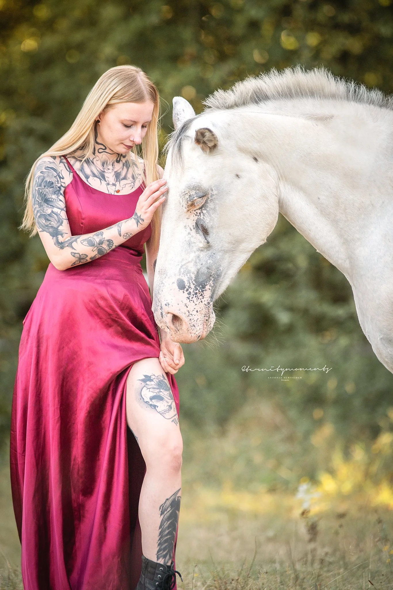 K I M B E R L Y &amp; D E L I ✨

Manche Verbindungen brauchen keine gro&szlig;en Worte.
Sie entstehen &uuml;ber Jahre, wachsen mit jedem gemeinsamen Moment und werden zu etwas, das man nicht erkl&auml;ren muss &mdash; nur f&uuml;hlen.

Ich darf Kimbe