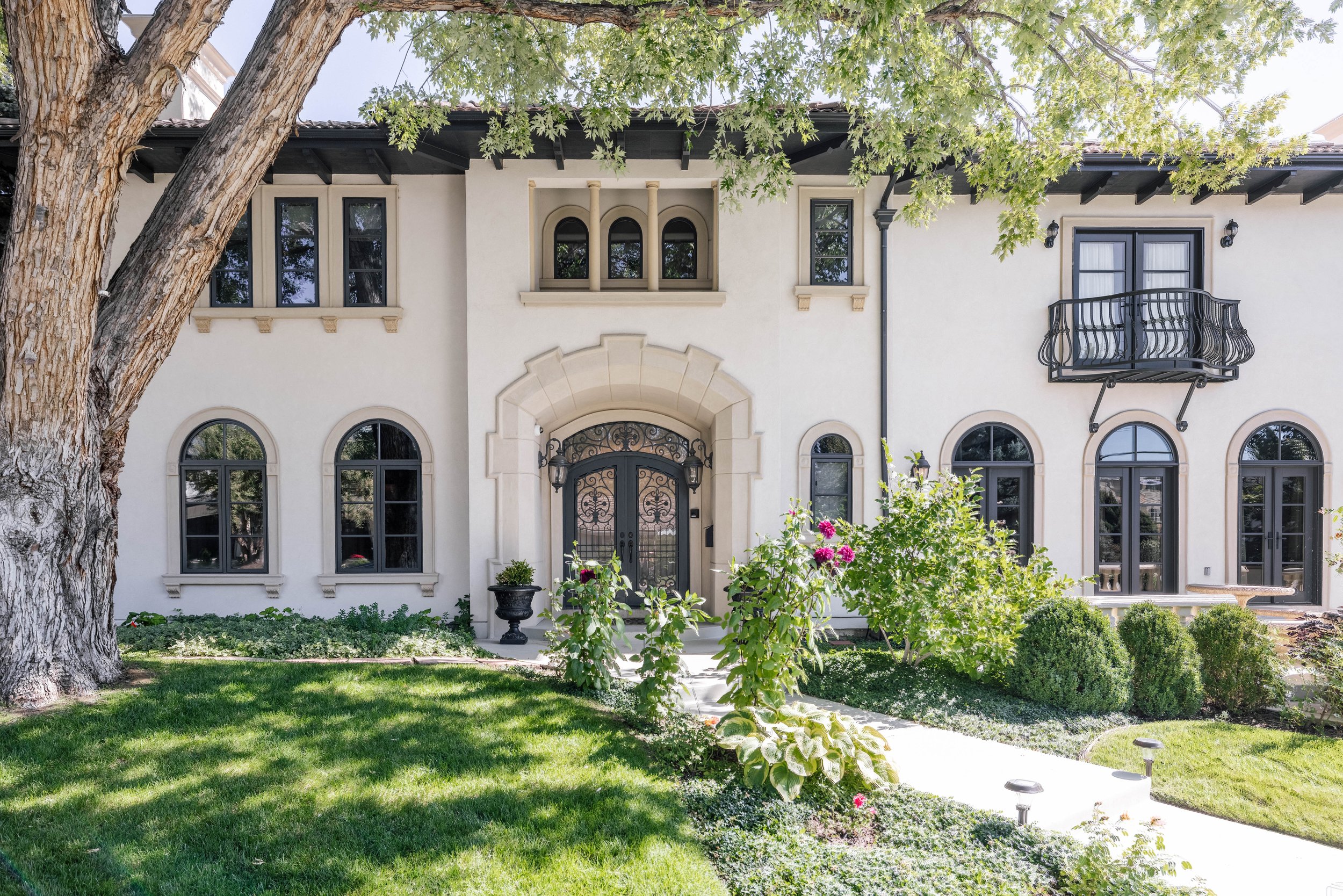 Navigating Denver's 2026 Luxury Real Estate Market: Expert Insights