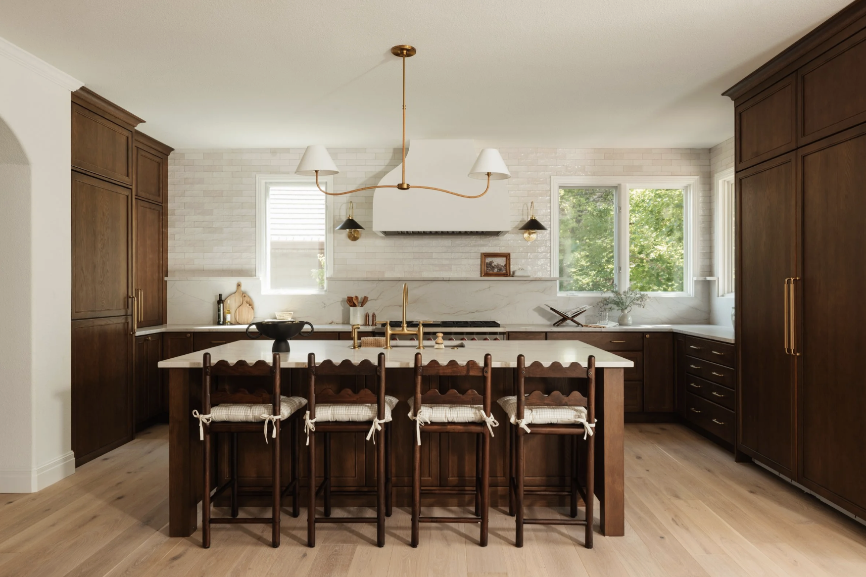 Buying a home in 2026? Learn 7 things buyers can negotiate beyond price, including seller concessions, closing costs, rate buydowns, repairs and timing.