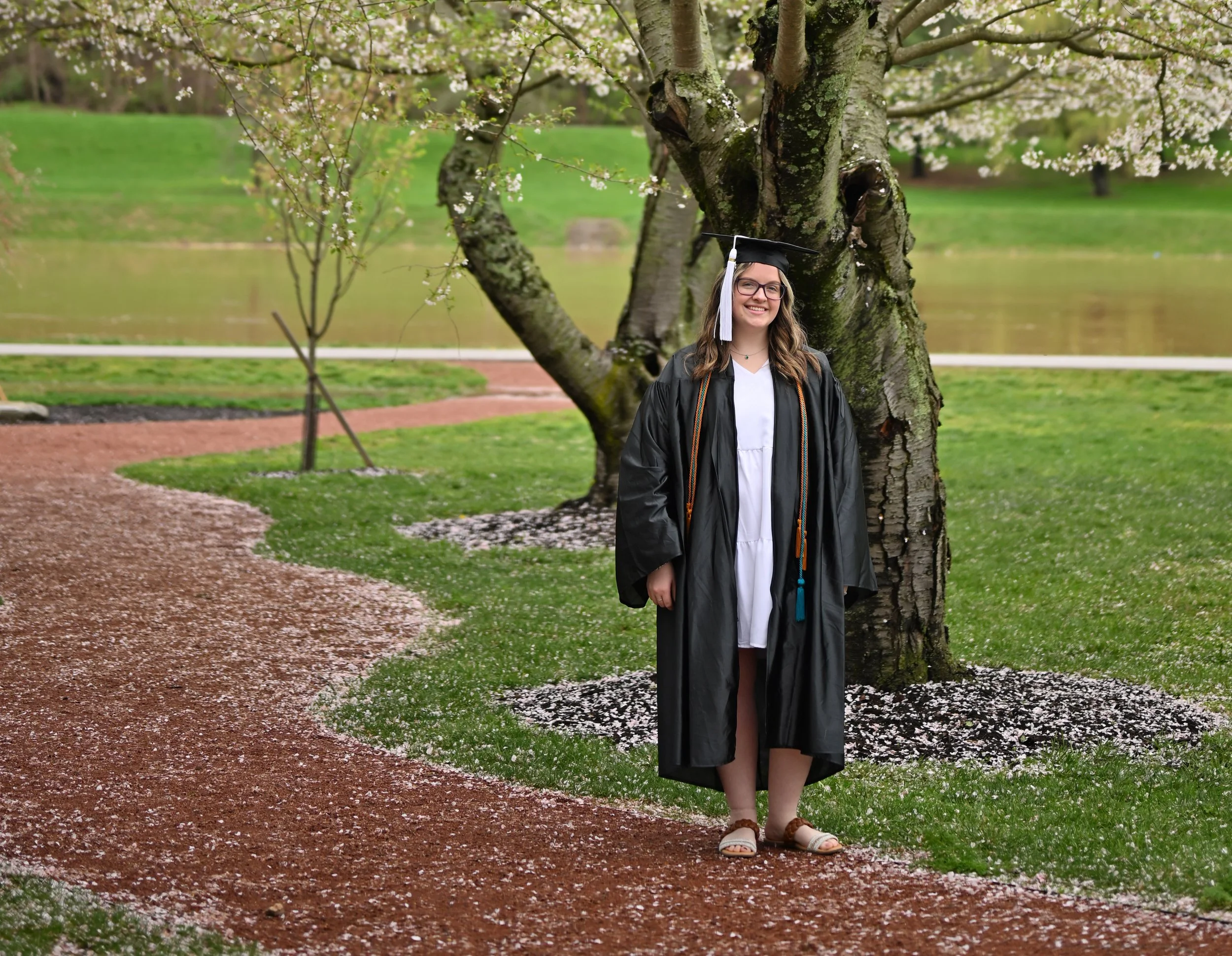 Taylor Senior Pics 13a.jpg